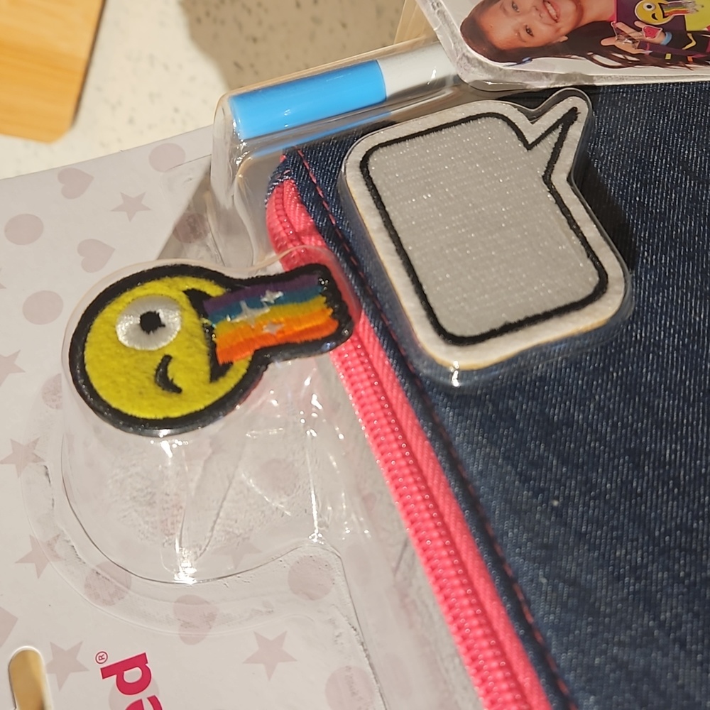 LITTLE MISS MATCHED ATTACH-A-PATCH DENIM POUCH - Picture 2 of 6